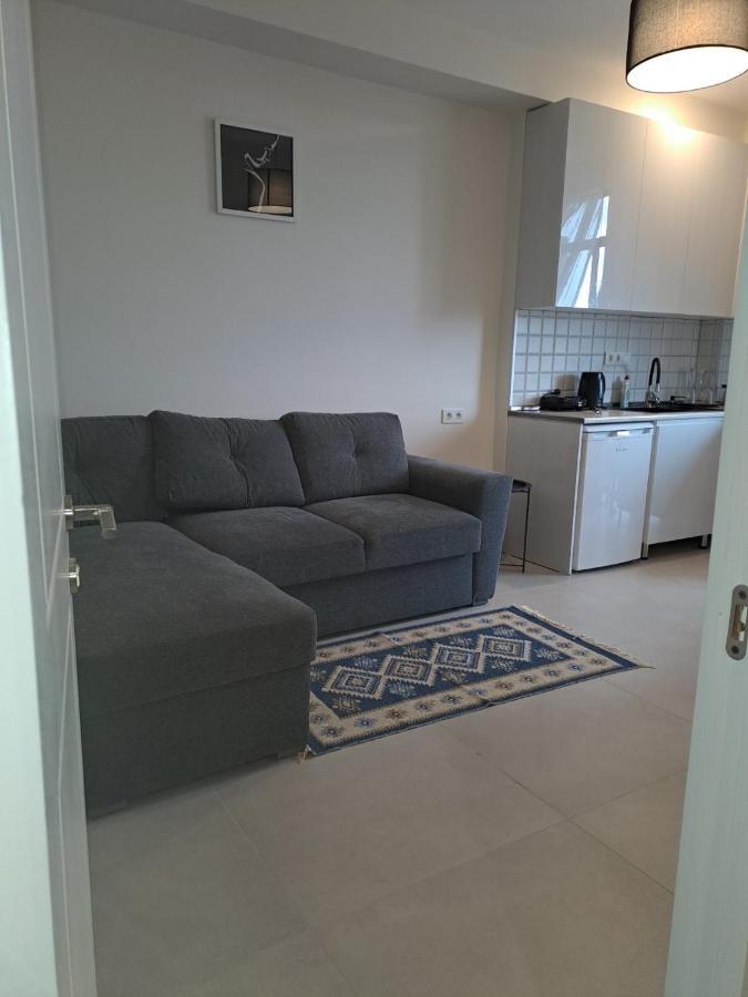 Izo'S Home Kutaisi Bagian luar foto