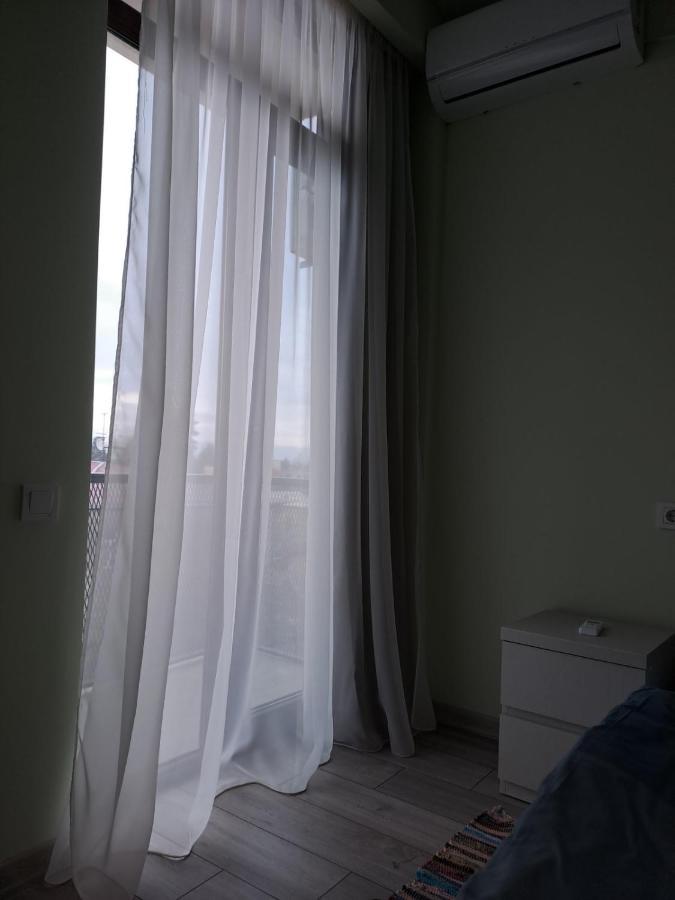 Izo'S Home Kutaisi Bagian luar foto